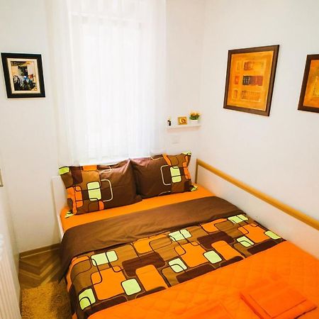 Golden Place Belgrade Exterior photo