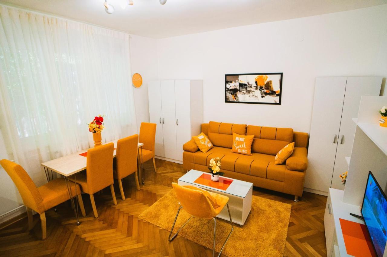 Golden Place Belgrade Exterior photo
